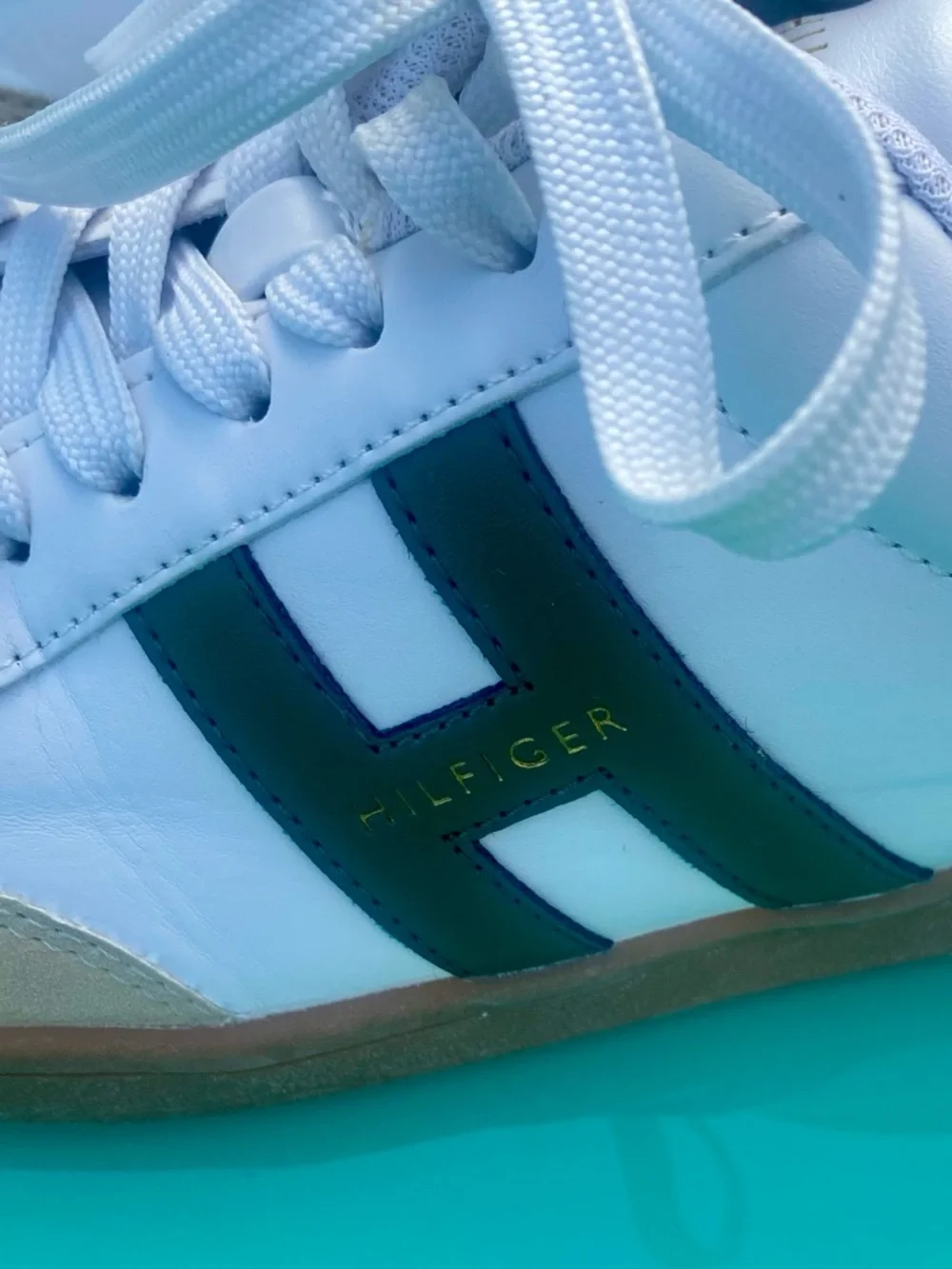 Tommy Hilfiger White Sneakers with Beige Suede & Dark Green Heel - Picture 6 of 8